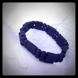 🔥FREE🔥w/ $30 purchase NWOT Black Wooden Bracelet